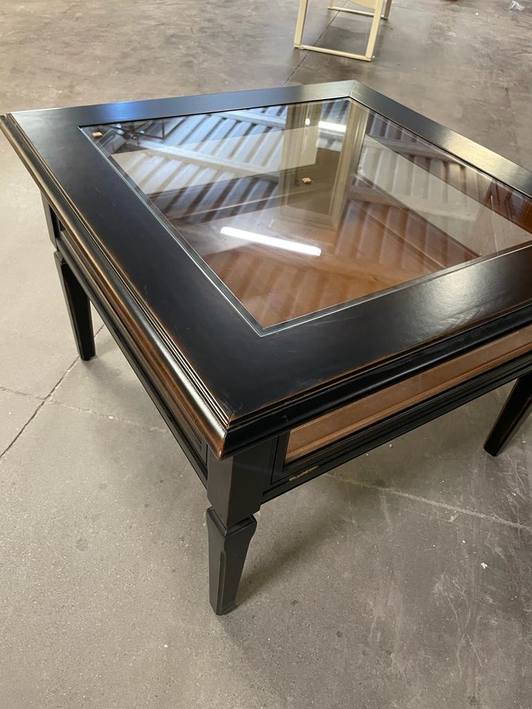 Tavolino da salotto a bacheca quadrato color moka 70x70